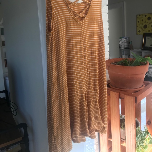 T-shirt dress, tank style - Picture 3 of 3